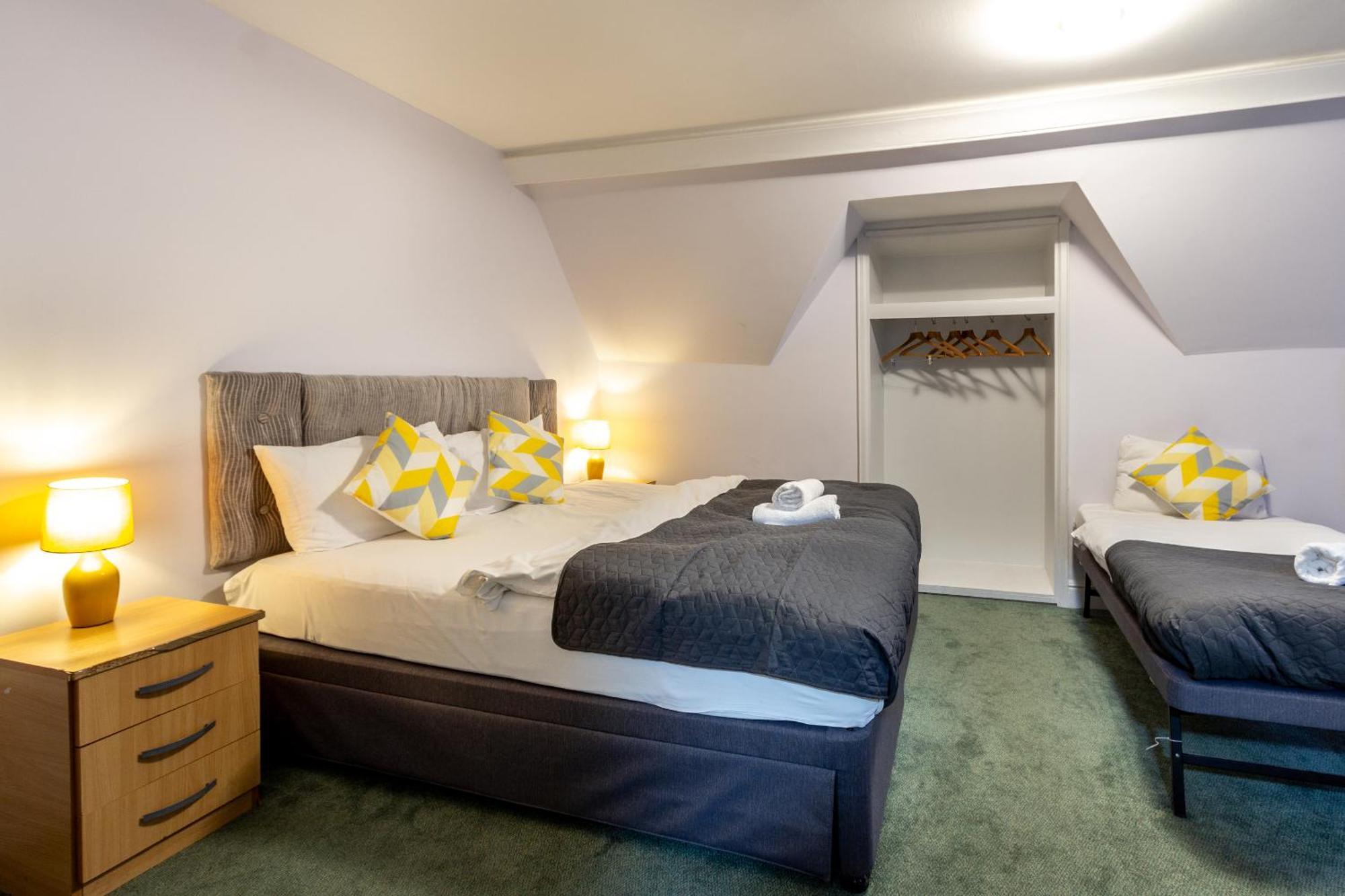 London Gatwick Inn Esterno foto