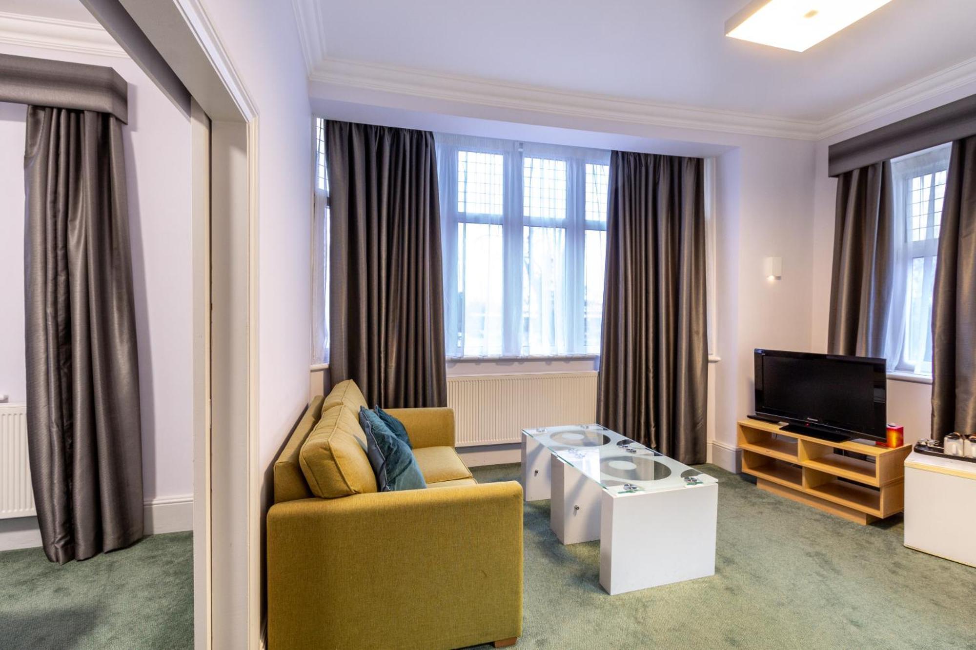 London Gatwick Inn Esterno foto