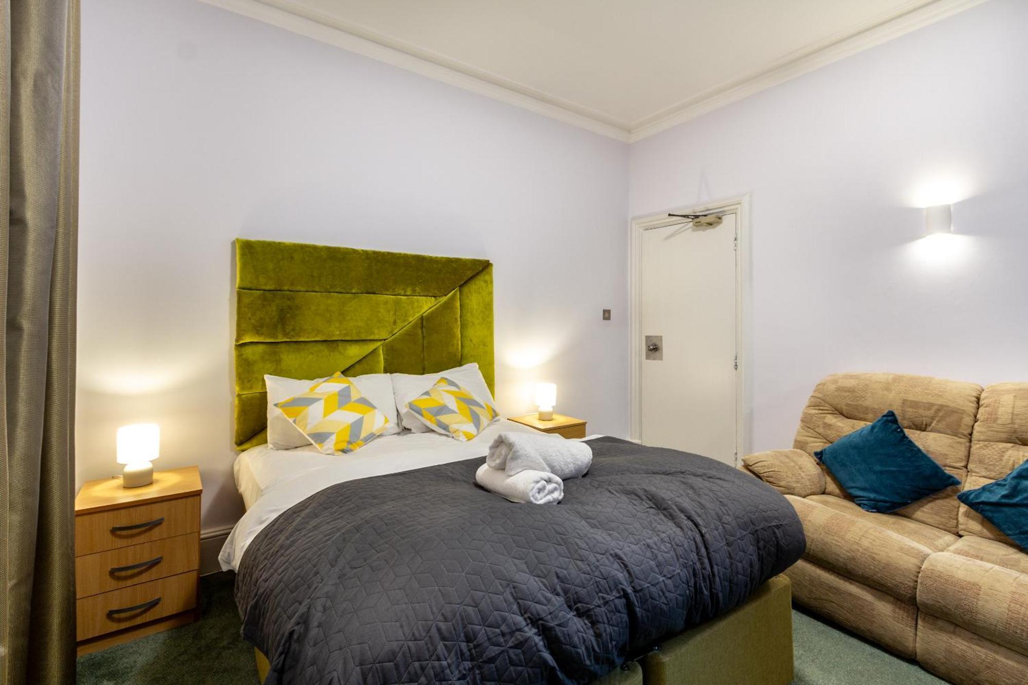 London Gatwick Inn Esterno foto