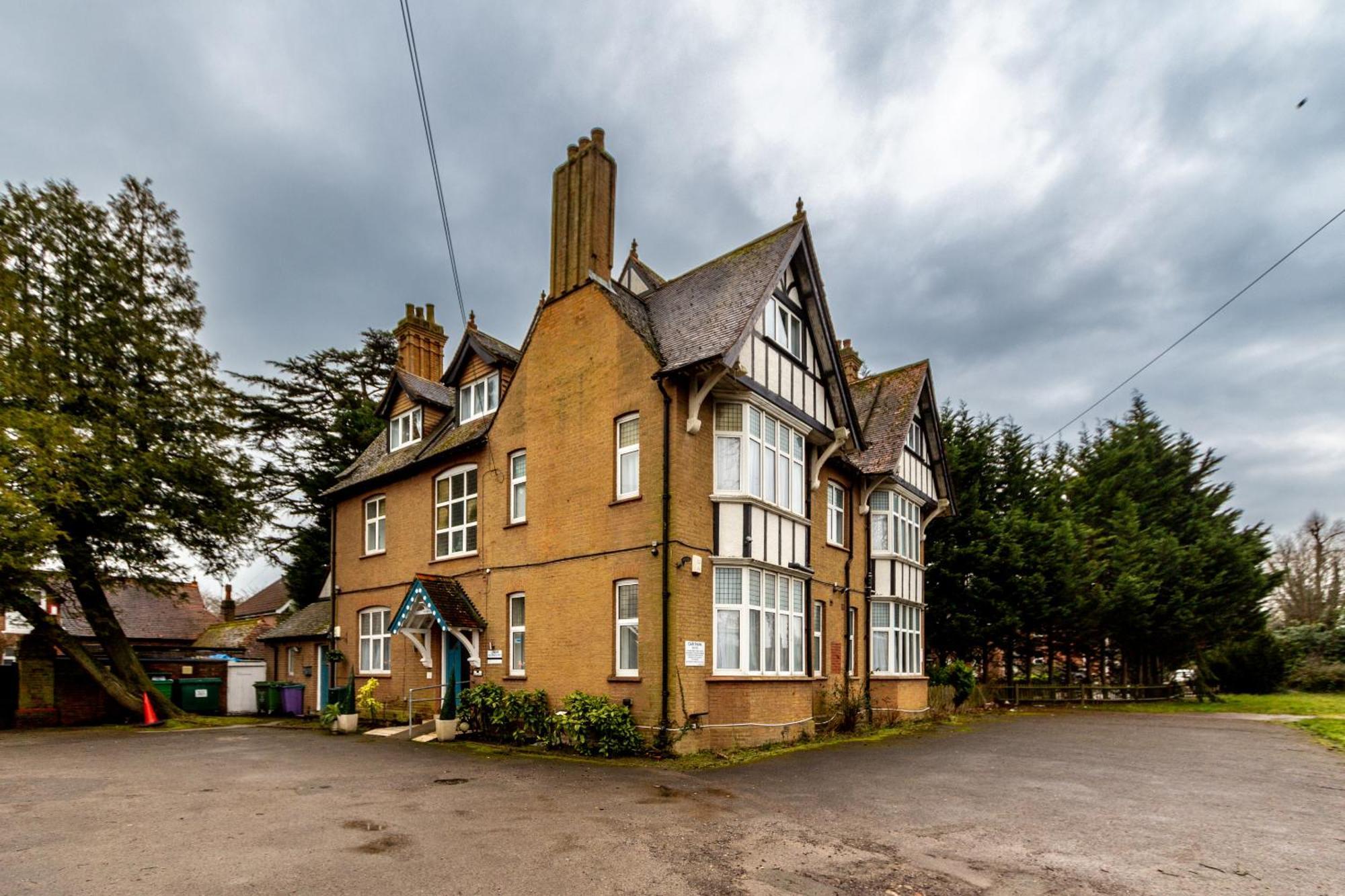 London Gatwick Inn Esterno foto